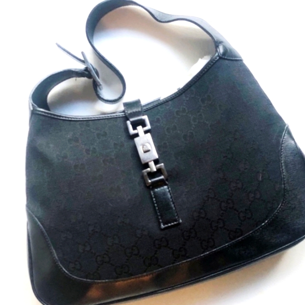 AUTHENTIC Jackie O. Gucci Black Shoulder Bag